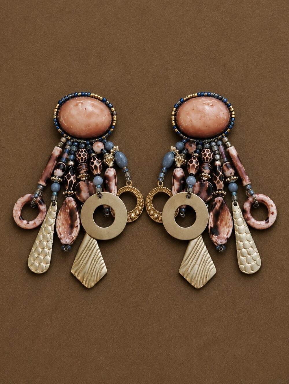 VTG CHIPITA 1980s Artisan Funky Lavendar Beaded Clip-on Festival Earrings